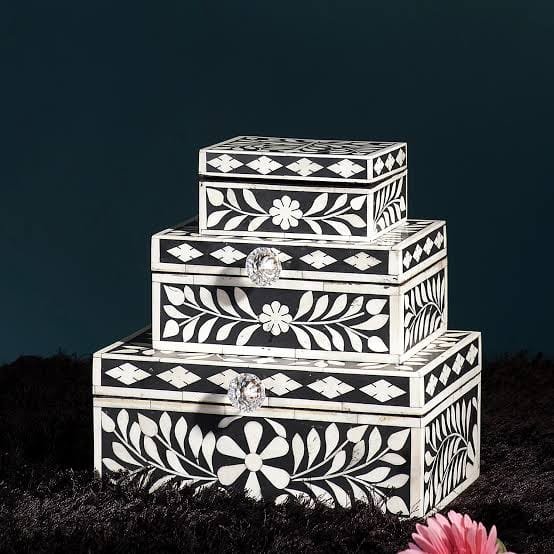 Boxes  sets
